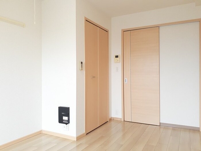 物件内観写真9　(廊下)