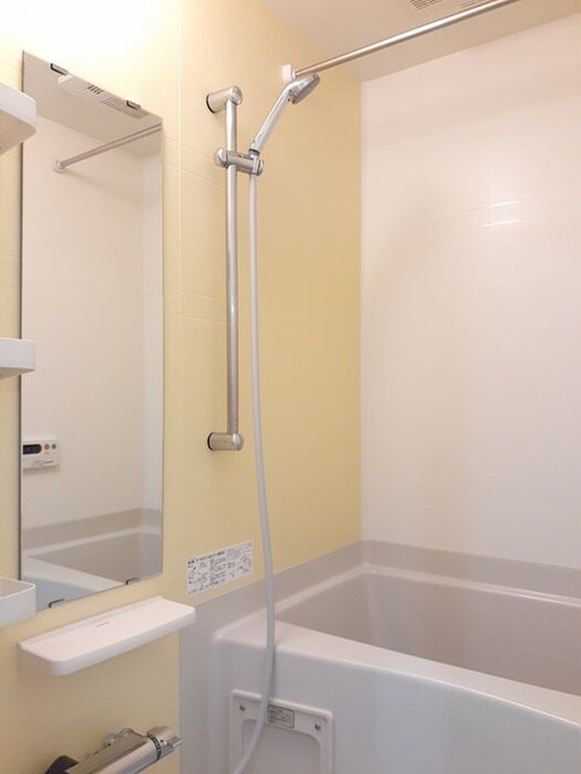 物件内観写真11　(バス／シャワールーム等)