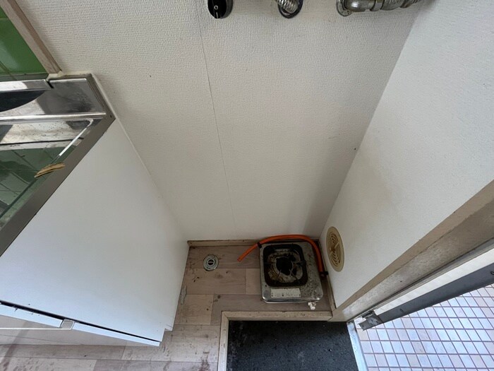 物件内観写真18　(洗濯機置場)