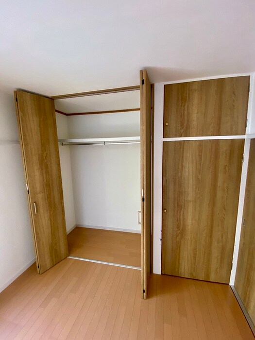 物件内観写真12　(収納)