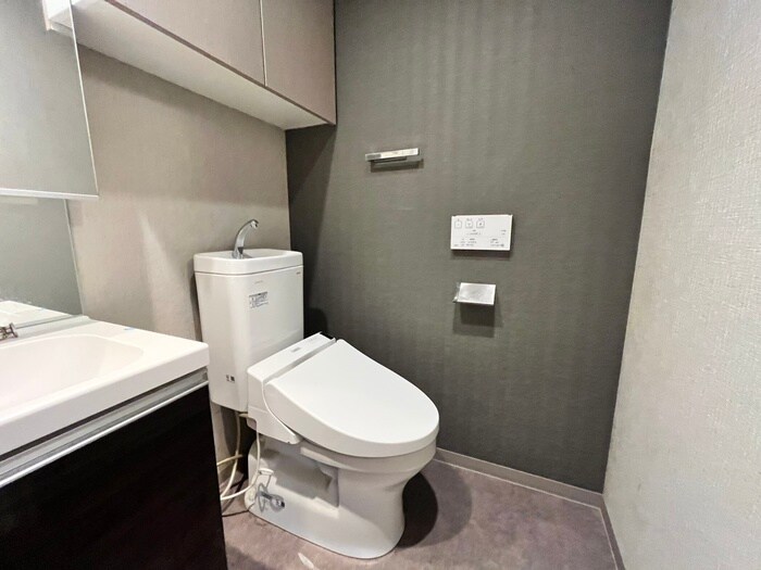 物件内観写真12　(トイレ)