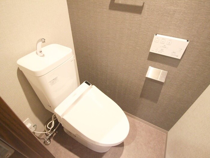 物件内観写真13　(トイレ)