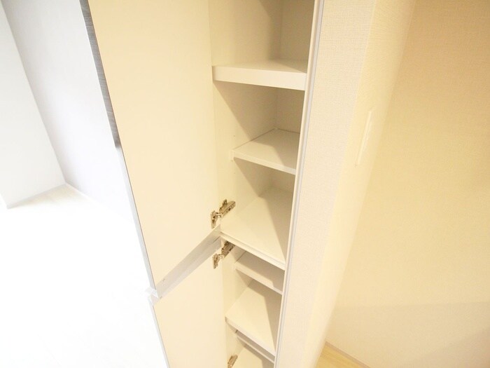物件内観写真15　(靴箱)