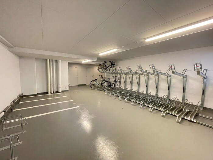 物件外観写真5　(駐輪場)