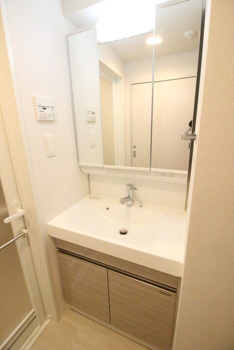 物件内観写真12　(洗面)