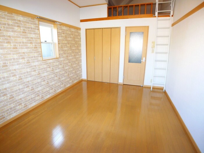 物件内観写真8　(居室)