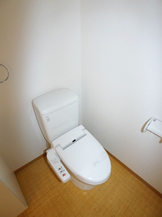 物件内観写真14　(トイレ)