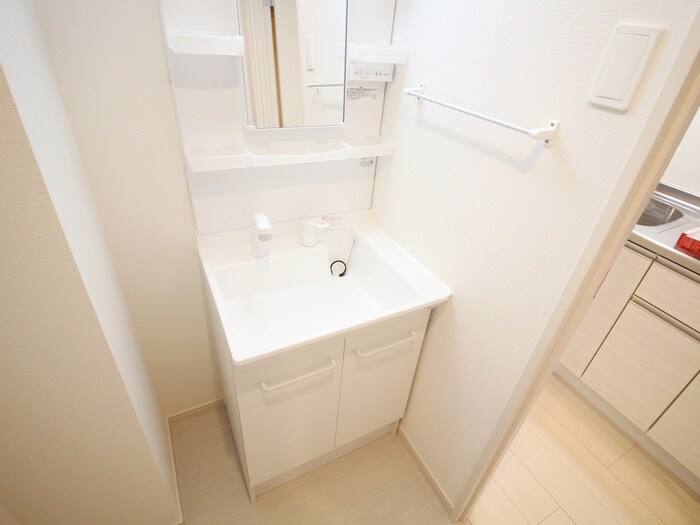 物件内観写真10　(洗面)