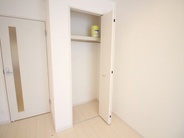 物件内観写真13　(収納)
