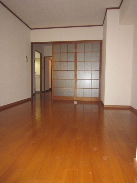 物件内観写真10　(居室)