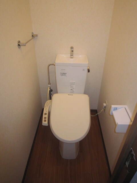 物件内観写真14　(トイレ)