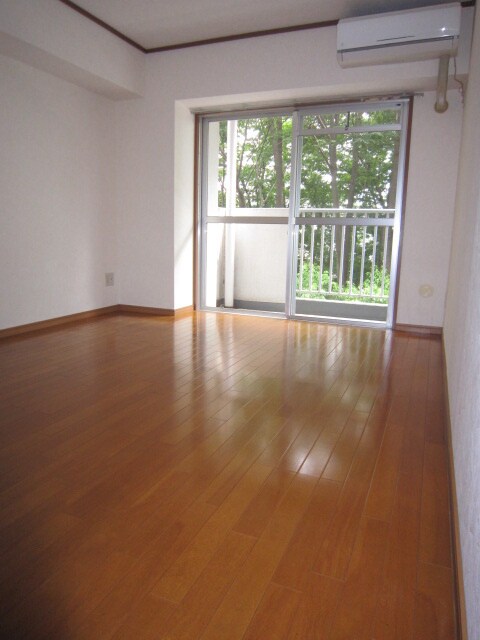 物件内観写真15　(居室)