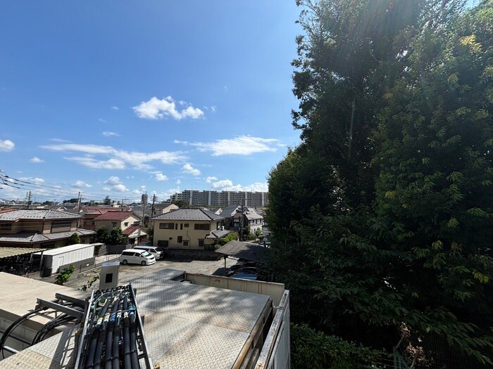 物件内観写真17　(室内からの展望)