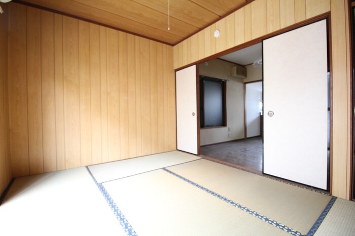 物件内観写真13　(居室)