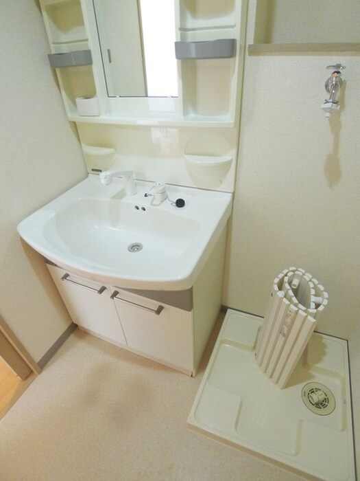 物件内観写真8　(洗面)