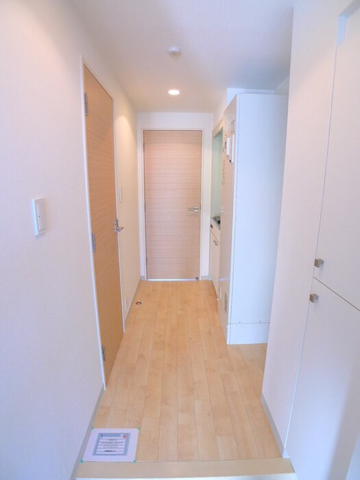 物件内観写真9　(廊下)