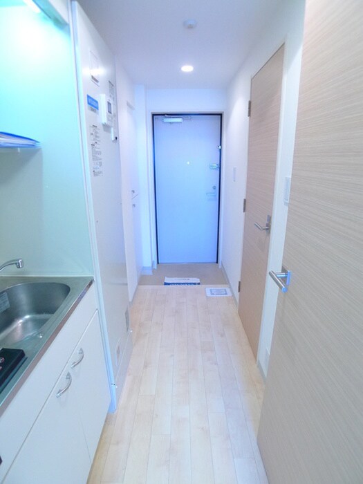 物件内観写真17　(廊下)