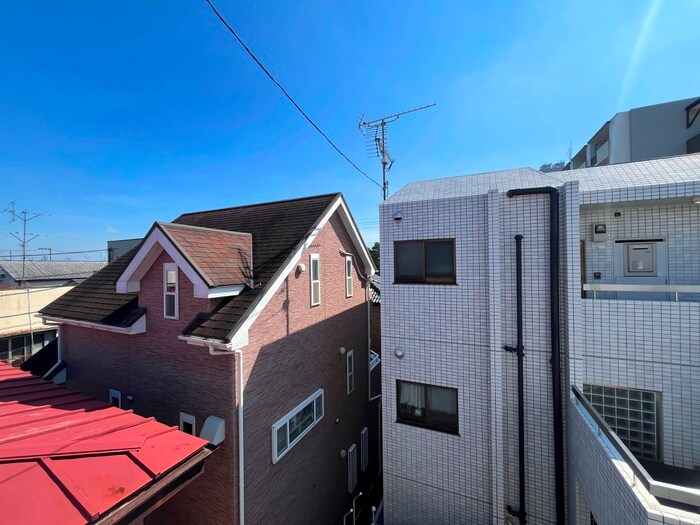 物件内観写真21　(室内からの展望)