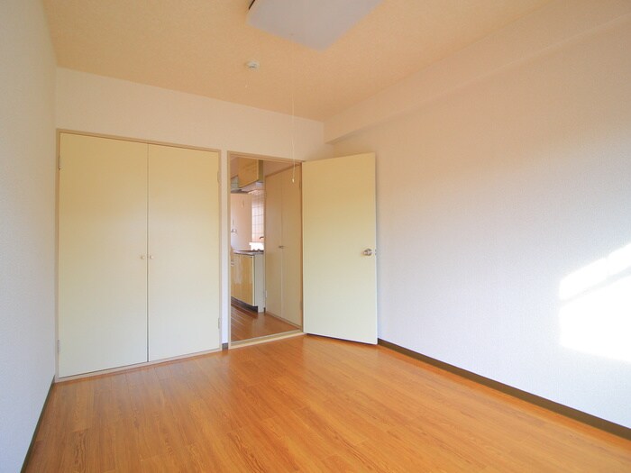 物件内観写真16　(内観写真)