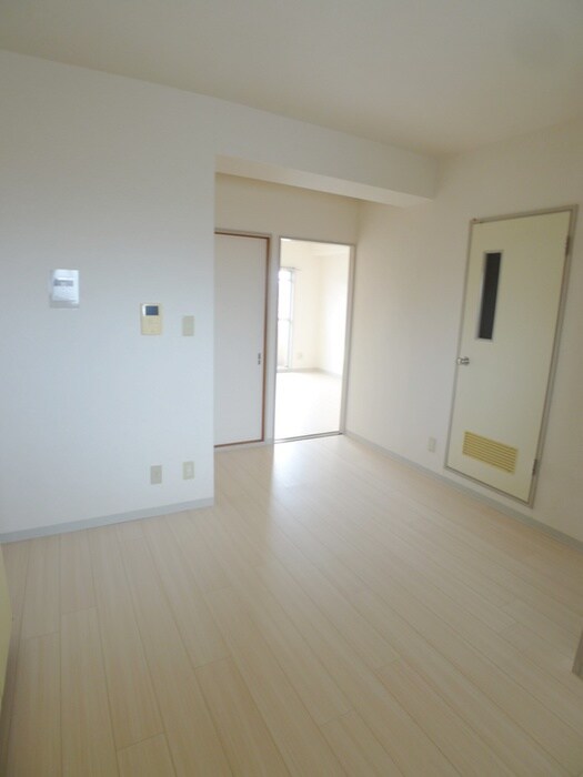 物件内観写真13　(居室)