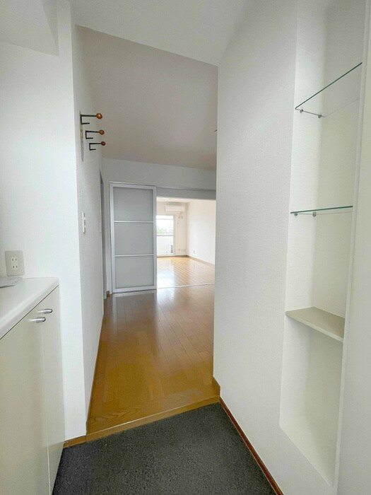 物件内観写真17　(廊下)