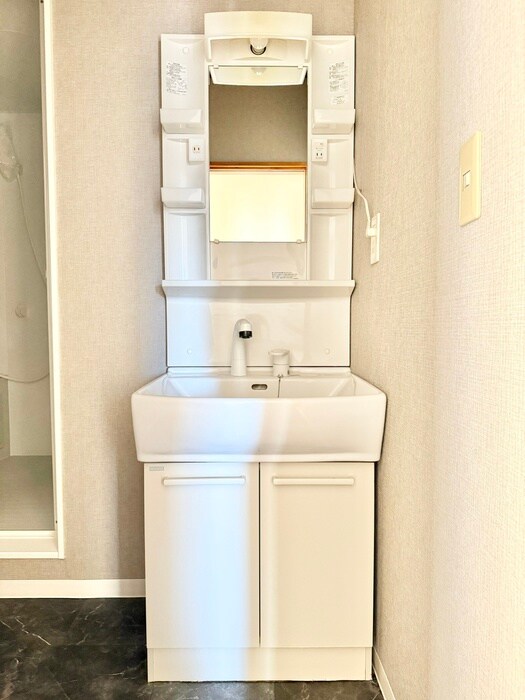 物件内観写真13　(洗面)