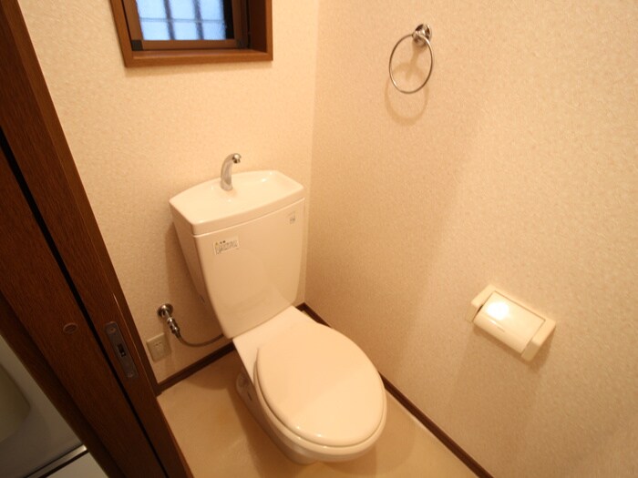 物件内観写真14　(トイレ)