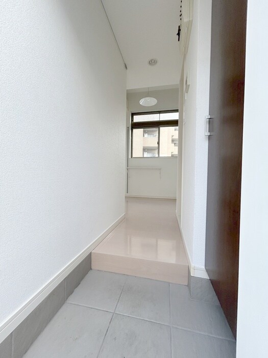 物件内観写真20　(玄関)