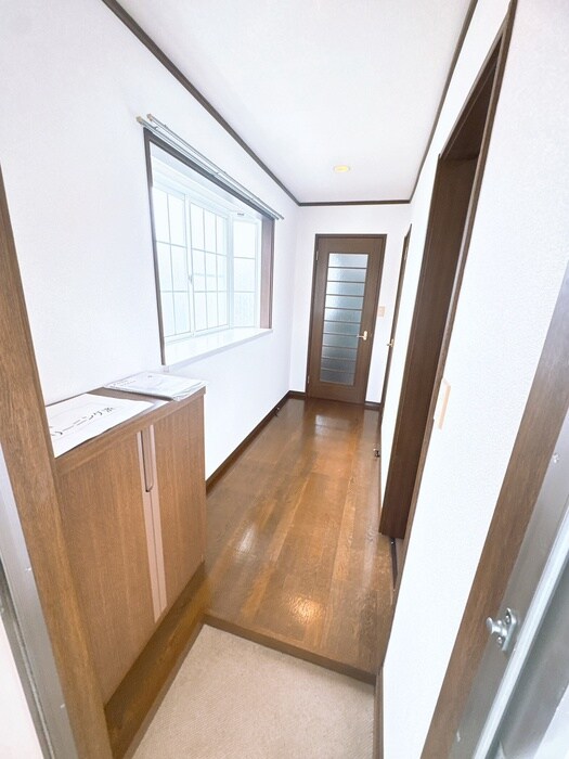 物件内観写真7　(廊下)