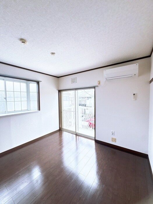 物件内観写真9　(居室)