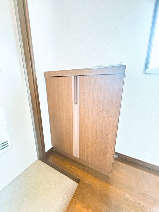 物件内観写真18　(靴箱)