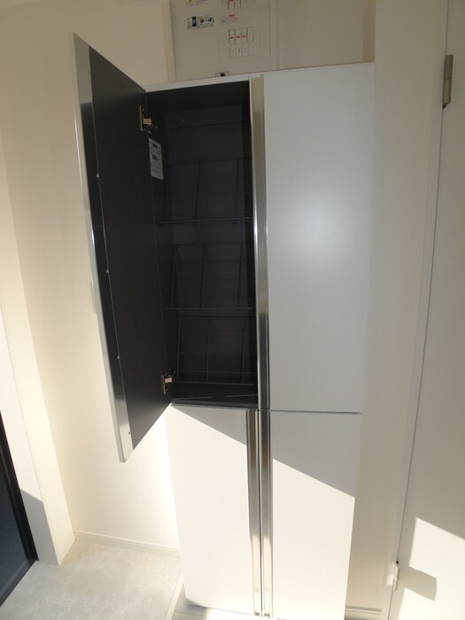 物件内観写真5　(靴箱)