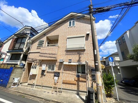ステップフラット岩田外観写真