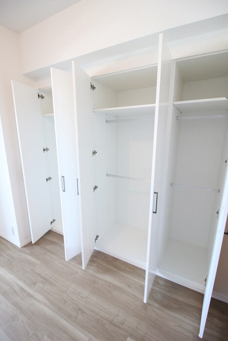 物件内観写真10　(収納)