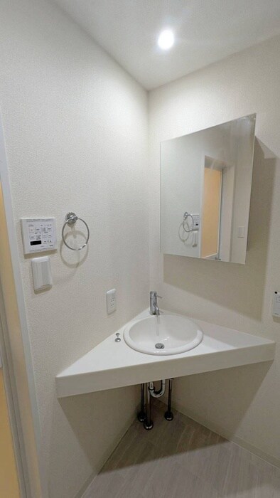 物件内観写真11　(洗面)