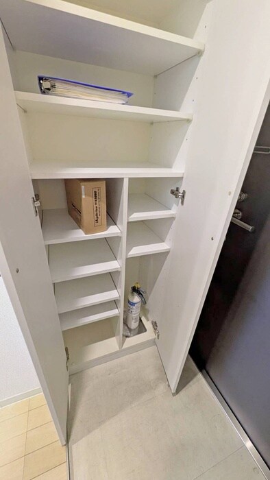 物件内観写真17　(靴箱)