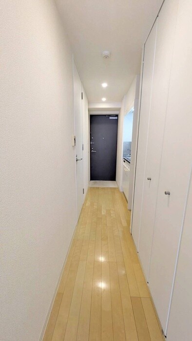 物件内観写真18　(玄関)