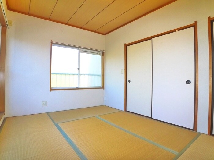 物件内観写真6　(居室)