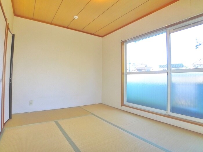 物件内観写真8　(居室)