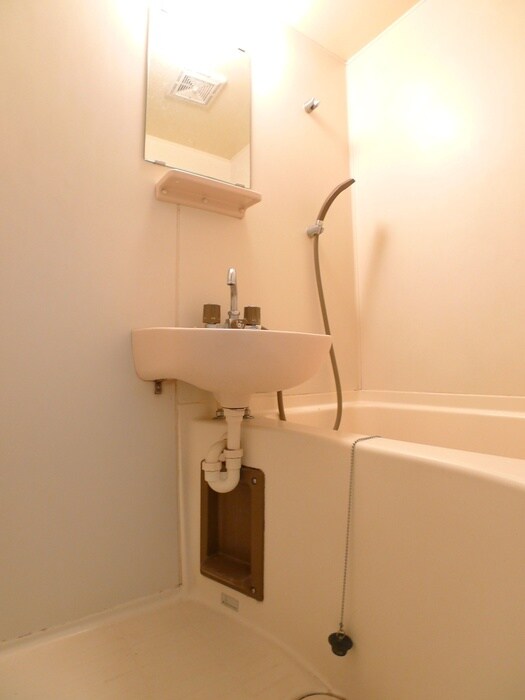 物件内観写真11　(バス／シャワールーム等)
