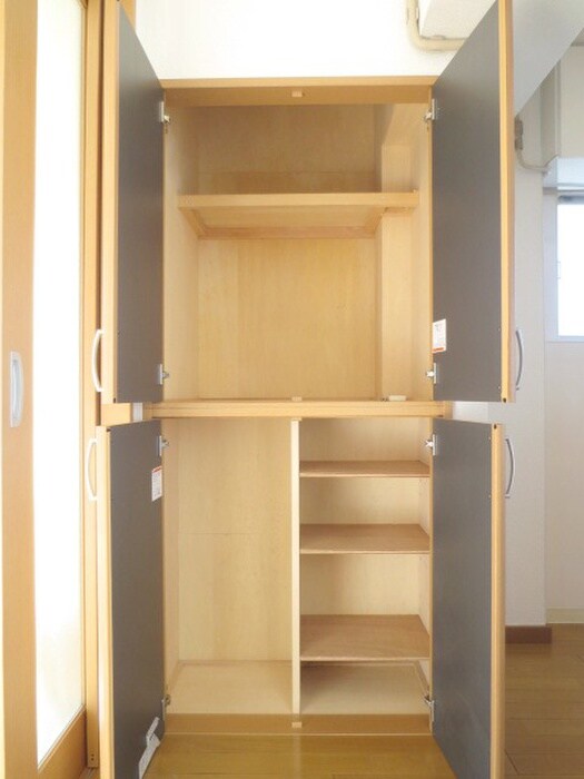 物件内観写真14　(収納)