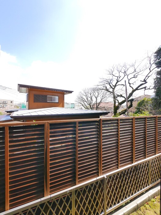 物件内観写真20　(室内からの展望)