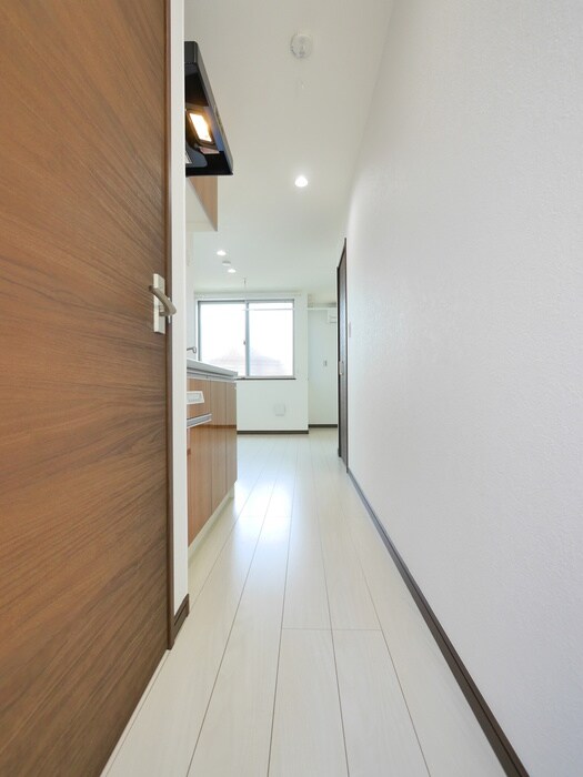 物件内観写真21　(玄関)