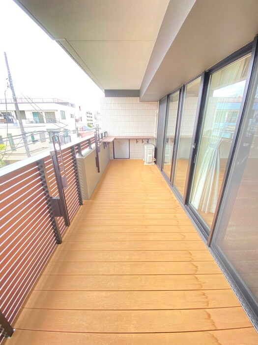 プラウド府中美好町(306)のベランダ・バルコニー