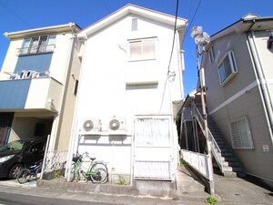 ハイツリ－向ヶ丘外観写真