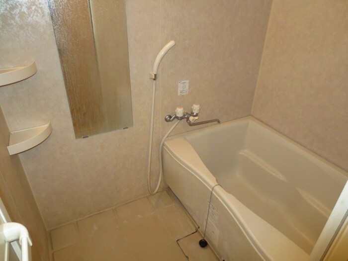 物件内観写真8　(バス／シャワールーム等)