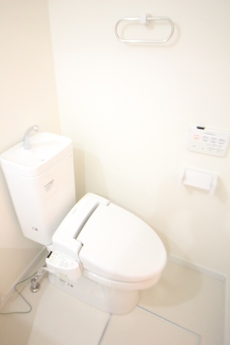 物件内観写真10　(トイレ)