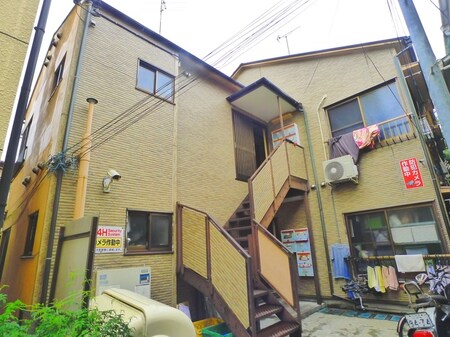 西日暮里アパート外観写真