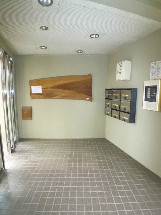 物件外観写真4　(建物設備)