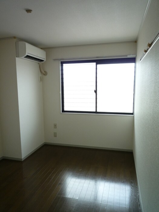 物件内観写真6　(居室)